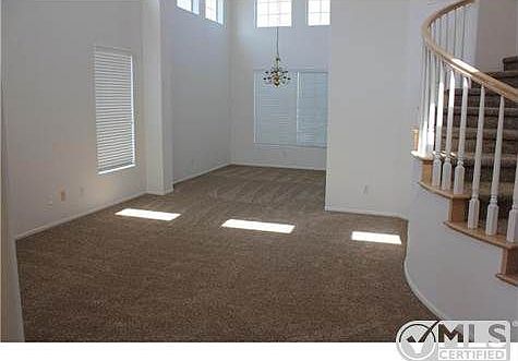 2nd image of 605 Westview Pl
