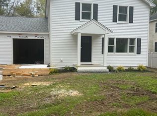 7 Lakeshore Dr, Georgetown, MA 01833