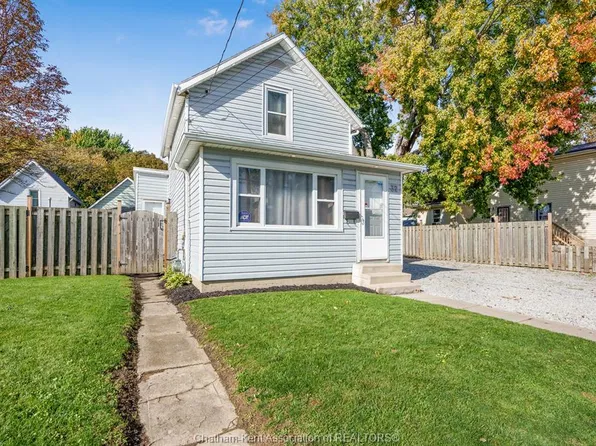 32 Foster St, Chatham Kent, ON N7M 4N5