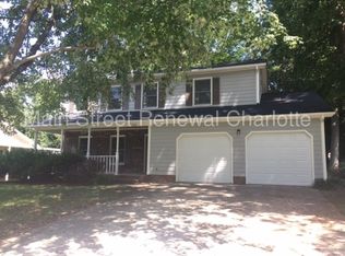 1521 Elswick Ln, Charlotte, NC 28214
