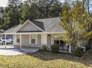 2823 Montvale Rd, Maryville, TN 37803