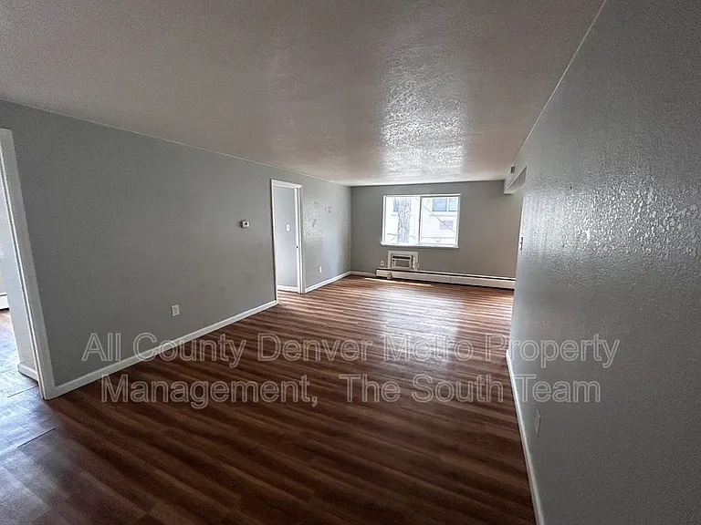 1720 Chester St #3 — Photo 8