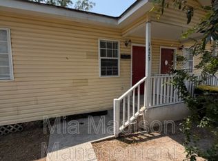 1423 Richards St, Savannah, GA 31415