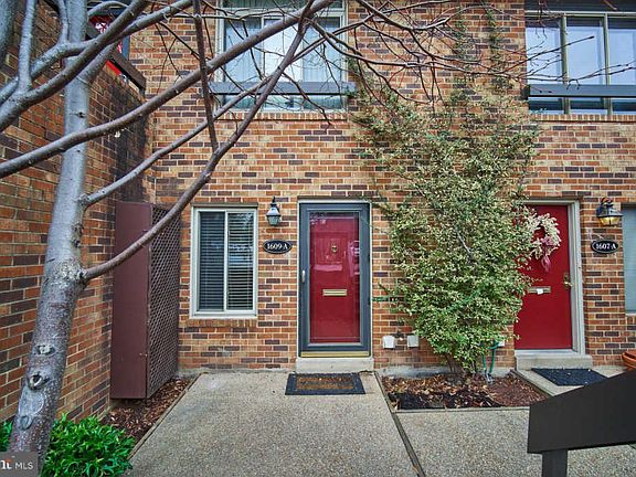 2nd image of 1609 S Hayes St #1