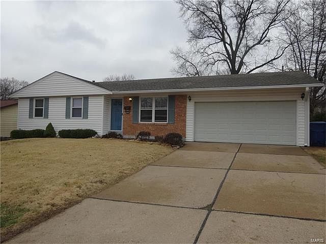 1st image of 3255 Kingsley Dr