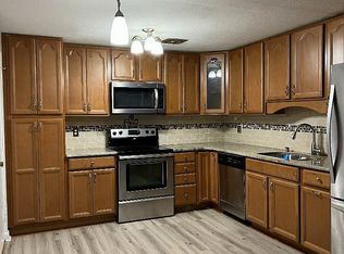 A4 Colonial Dr UNIT 7, Andover, MA 01810