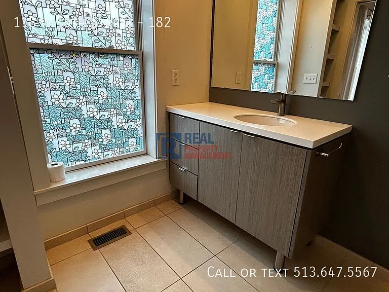 118 W 15th St #182 — Photo 13