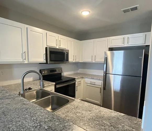 Buckner Pointe — Photo 8