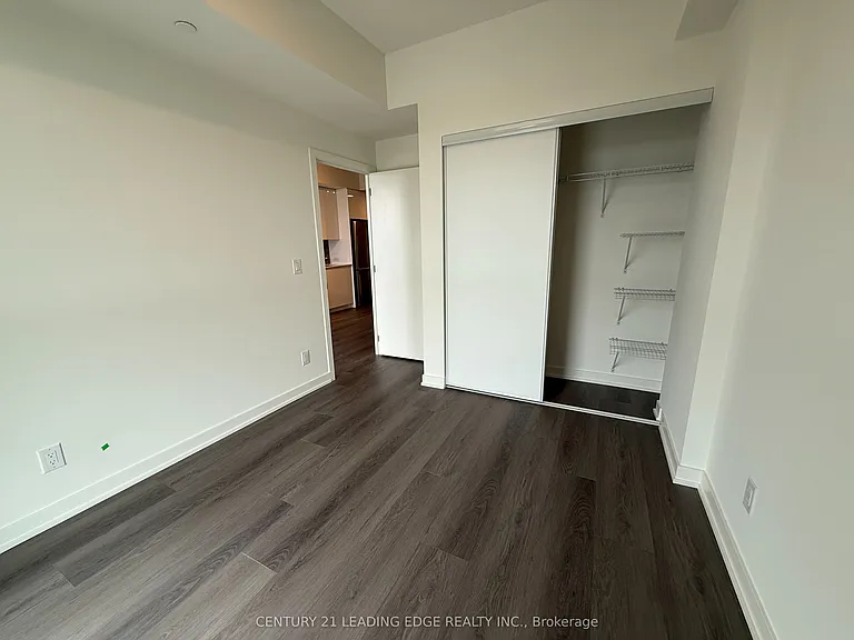 33 Erie Ave #712 — Photo 3