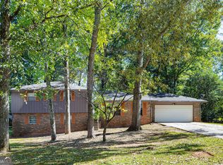 635 Mincey Woods Ct, Stone Mountain, GA 30087