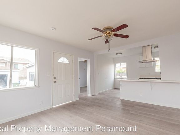 4th image of 3518 W 108th St