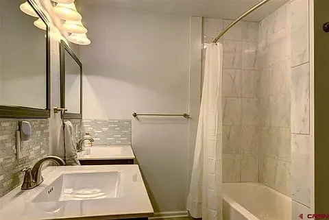 Bath #2 - upstairs