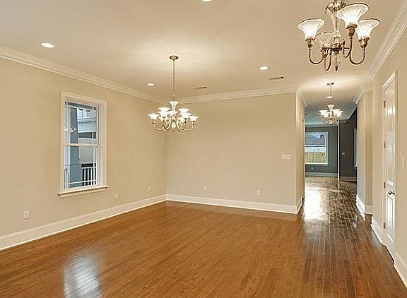 3rd image of 419 Sharon Dr