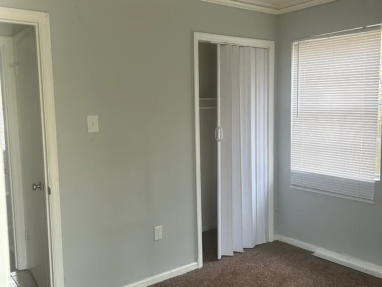 2914 Dahlia Dr — Photo 7