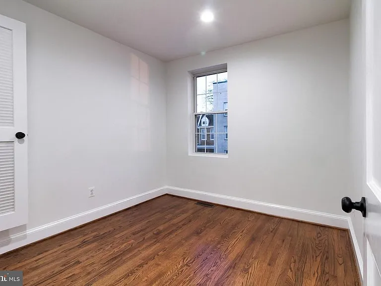 730 Newton Pl NW #1 — Photo 24