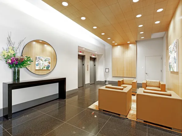 251 East 51st Street image 18 of 23