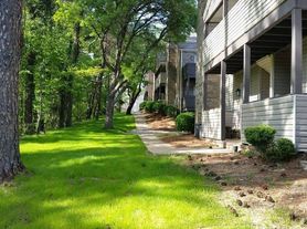 Kreekview Apartments