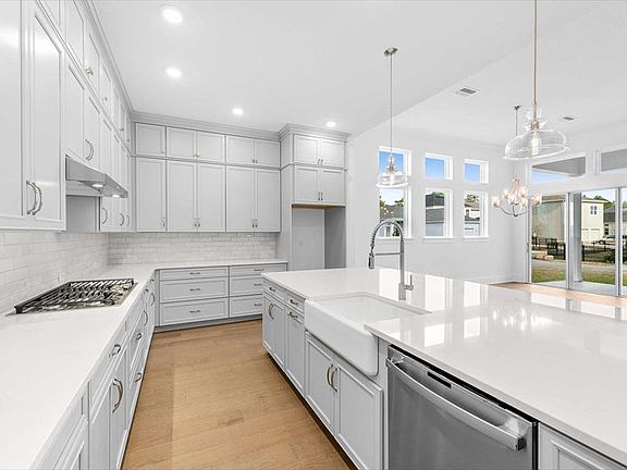 The Meadowbrook - Kitchen