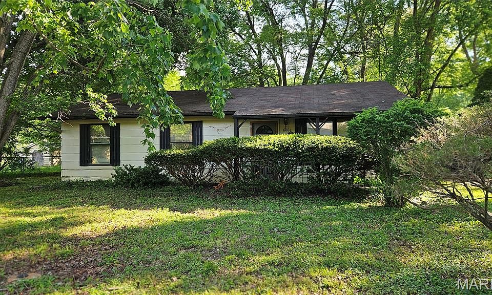 1st image of 6001 Country Creek Dr
