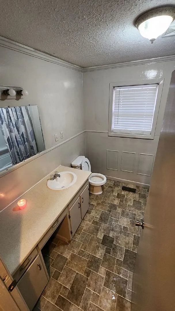 Monthly Paid Rent — Photo 3