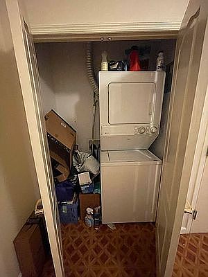 5th image of 571 Warren St #101