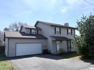 725 E Ann St, Knoxville, IL 61448