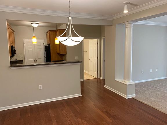 4th image of 3302 Dogwood Dr Unit 124