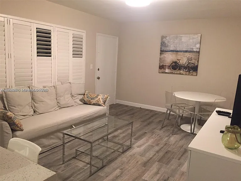 9920 Collins Ave #14 — Photo 3