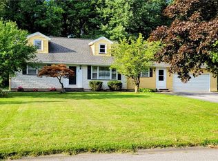 28 Jacklyn Dr, Rochester, NY 14624