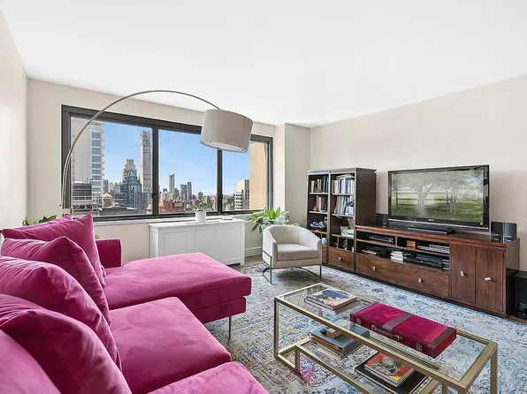 300 E 59th St APT 3504, New York, NY 10022