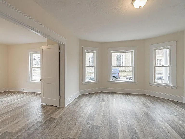 680 Harvard St #2 — Photo 12