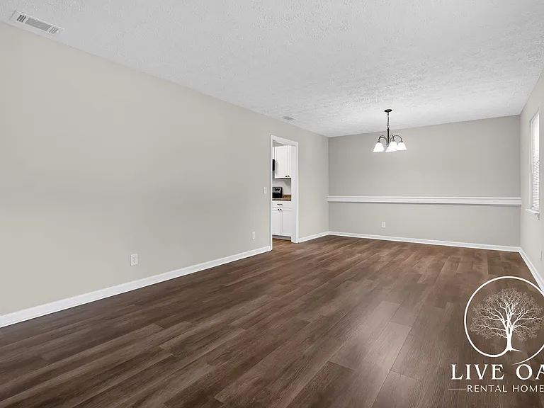 623 Georgia Ave — Photo 8