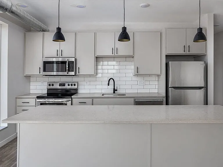 Kesler Apartments — Photo 1