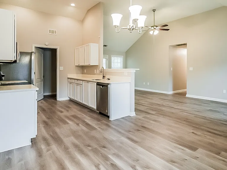 4925 Brookwood Pl — Photo 6