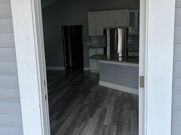 2nd image of 3116 N Woodrow Ave