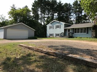 N2255 Parfreyville Rd, Waupaca, WI 54981