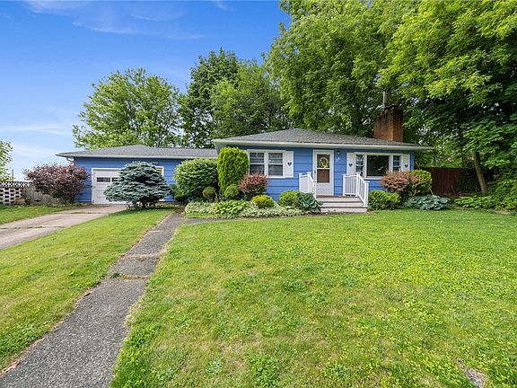 2nd image of 25 Wyncote Ave
