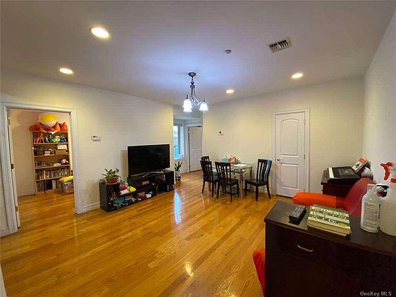 2nd image of 107-16 37th Ave #3D