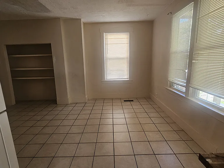 81 Main St #1 — Photo 7