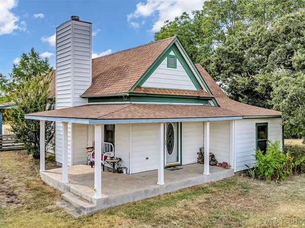 3249 Newport Rd, Lone Grove, OK 73443
