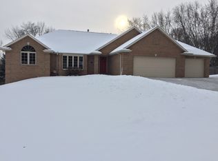 3197 Early Bird Ln, Green Bay, WI 54313