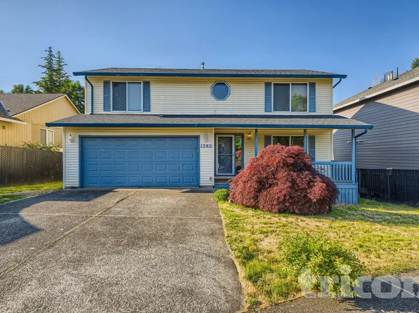 13911 SE Alimaria Dr, Clackamas, OR 97015