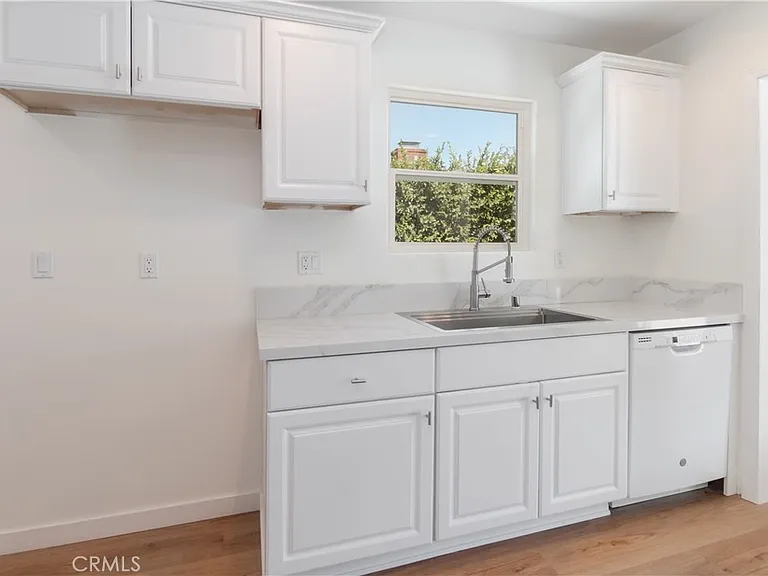 11000 Gaviota Ave — Photo 11