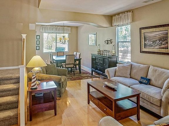 4th image of 27803 Mariposa Ln