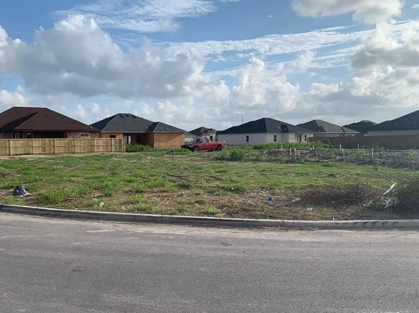 7533 Hana Dr, Brownsville, TX 78520