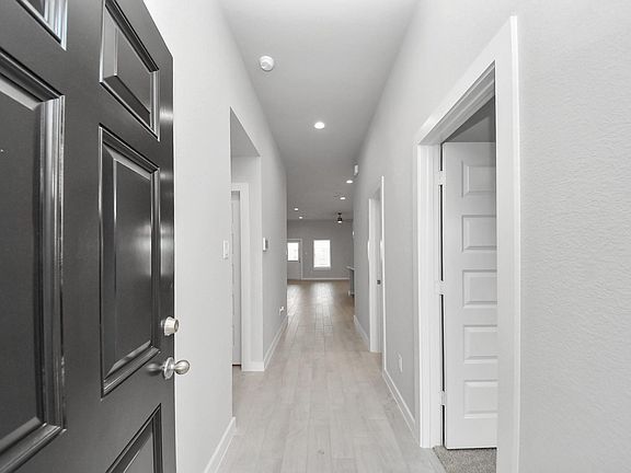 3rd image of 11135 Tulip Ridge Trl