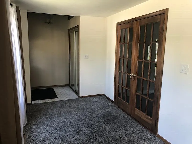 Front entry hall