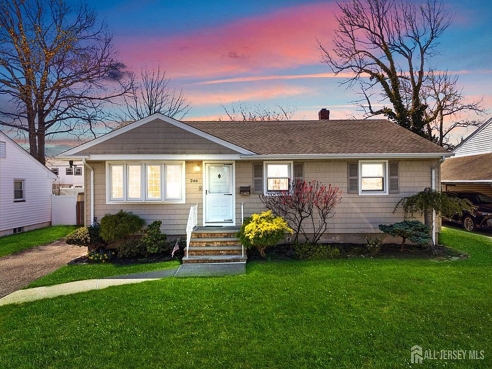 1st image of 246 E Henry Pl