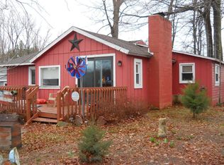 162 S Beechwood Dr, Stanton, MI 48888