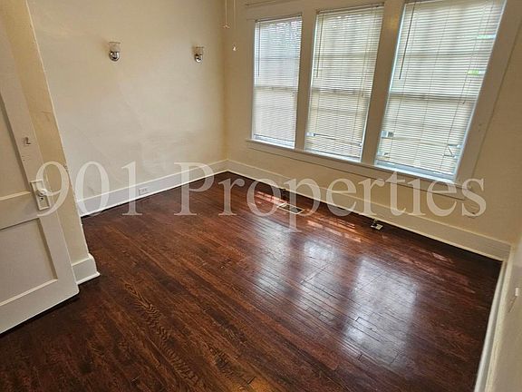 2nd image of 212 N Willett St APT 1